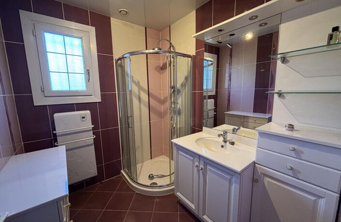 Vente maison 6 pièces 141 m² Crosville-la-Vieille (27110) — photo 5