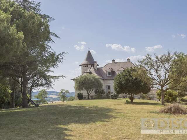 Magnifique propriété avec vues à 360° à 3 minutes du centre-ville de Caussade. — photo du bien