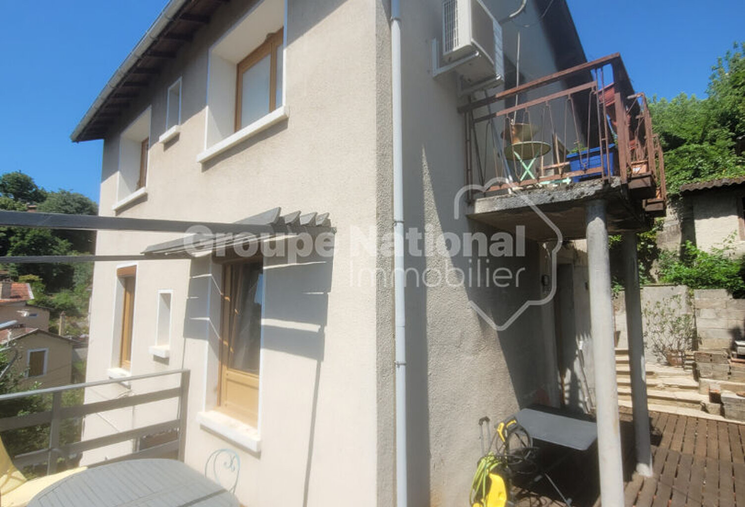Maison  150 m² avec terrain — photo 1