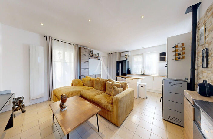 Maison individuelle de plain pied Jouy Le Moutier Village — photo 2