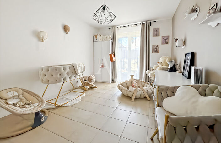 Maison individuelle de plain pied Jouy Le Moutier Village — photo 5