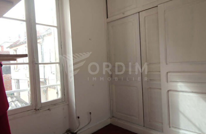 Immeuble de rapport avec local et appartement — photo 4