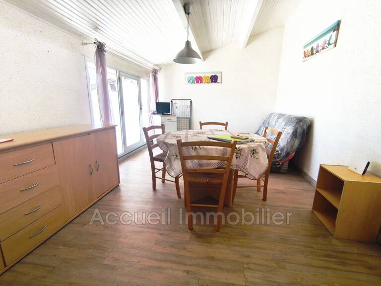 P2 au 2ème et dernier étage avec parking privé.<BR>Environ 39 m² — photo 1