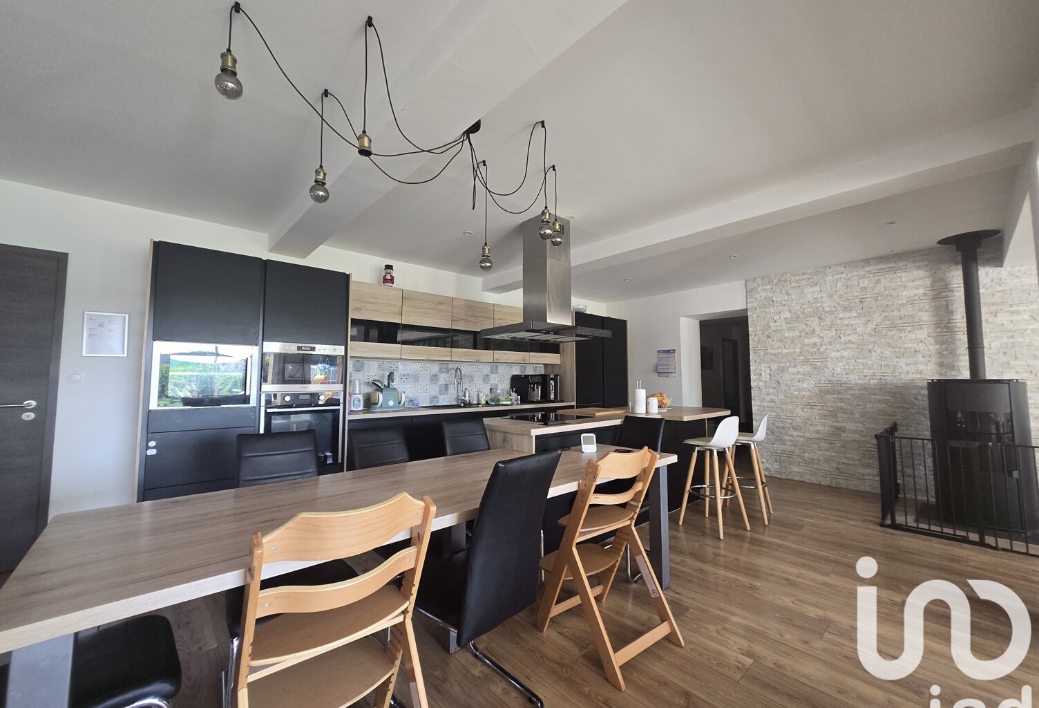 Vente Maison/villa 8 pièces — photo 1