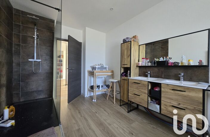 Vente Maison/villa 8 pièces — photo 4
