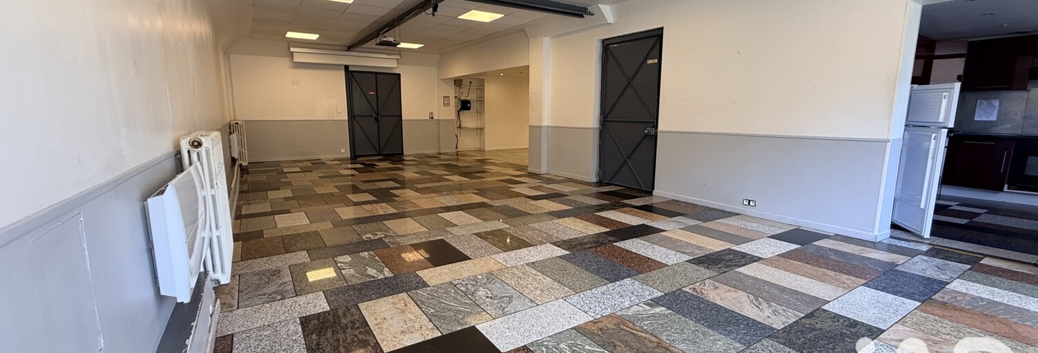 Commerce  116 m² à vendre à Garancières (78890)