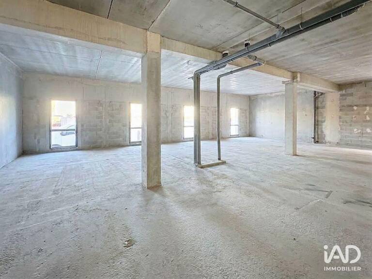 Vente Murs commerciaux 199 m&sup2; — photo 1