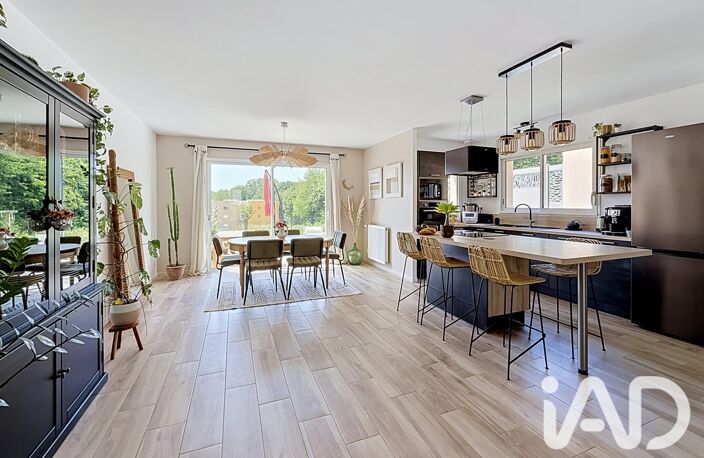 Vente Maison/villa 5 pièces — photo 2