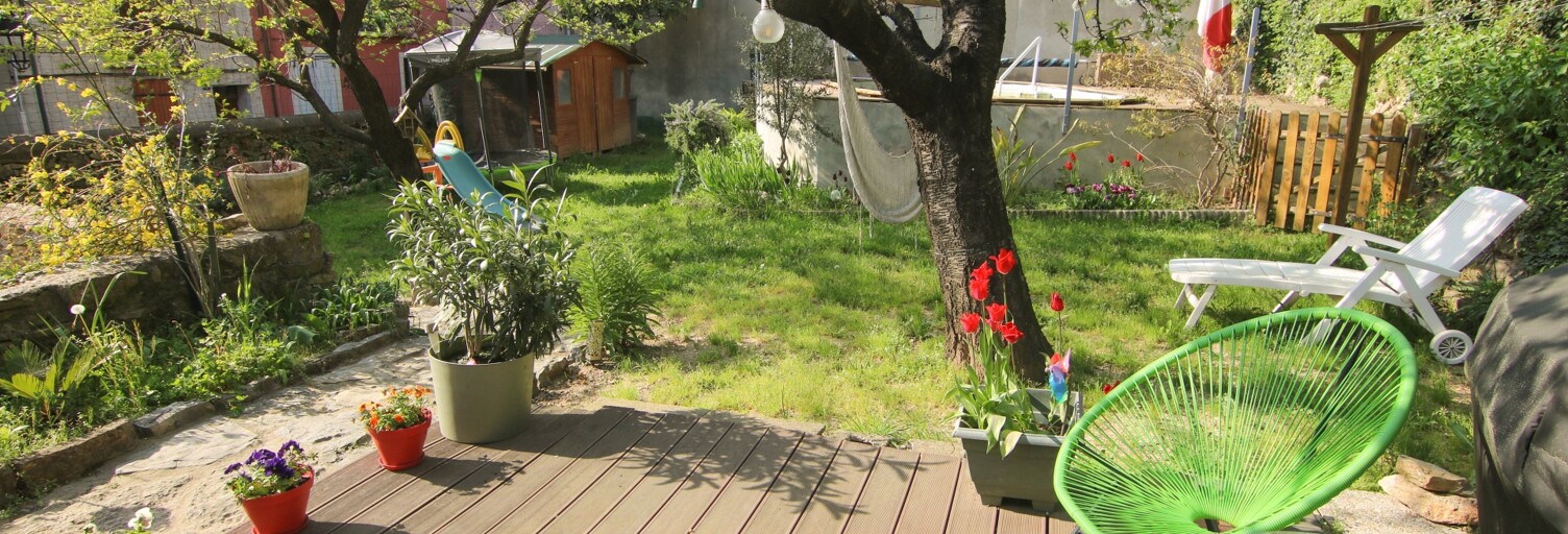 Maison 8 Pièces 196 m² à vendre à La Roquebrussanne (83136)