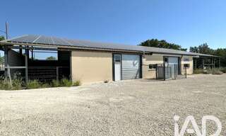 Commerce  750 m² à vendre à Saint-Marcel-d'Ardèche (07700)
