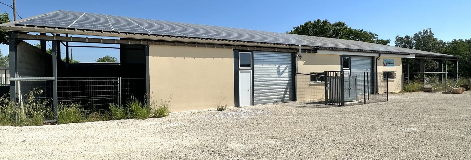 Commerce  750 m² à vendre à Saint-Marcel-d'Ardèche (07700)