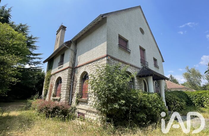 Vente Maison/villa 9 pièces — photo 2
