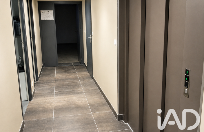 Vente Boutique/Local commercial 1 003 m&sup2; — photo 3