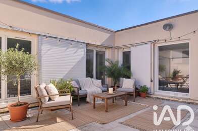 Appartement 4 pièces 275000 €