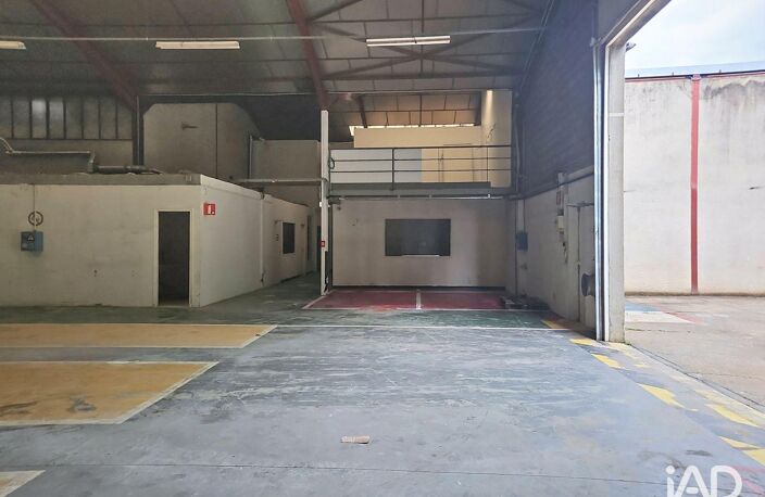 Location Boutique/Local commercial 646 m&sup2; — photo 3