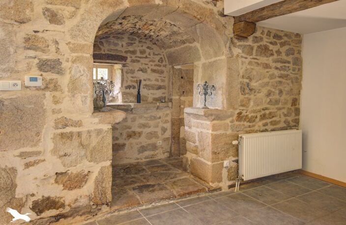 Maison en pierre de 6 pièces principales — photo 4