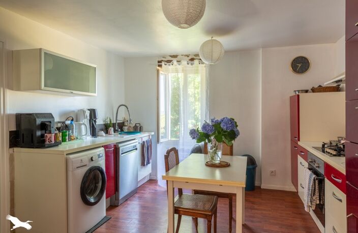 Maison en pierre de 3 pièces principales — photo 3
