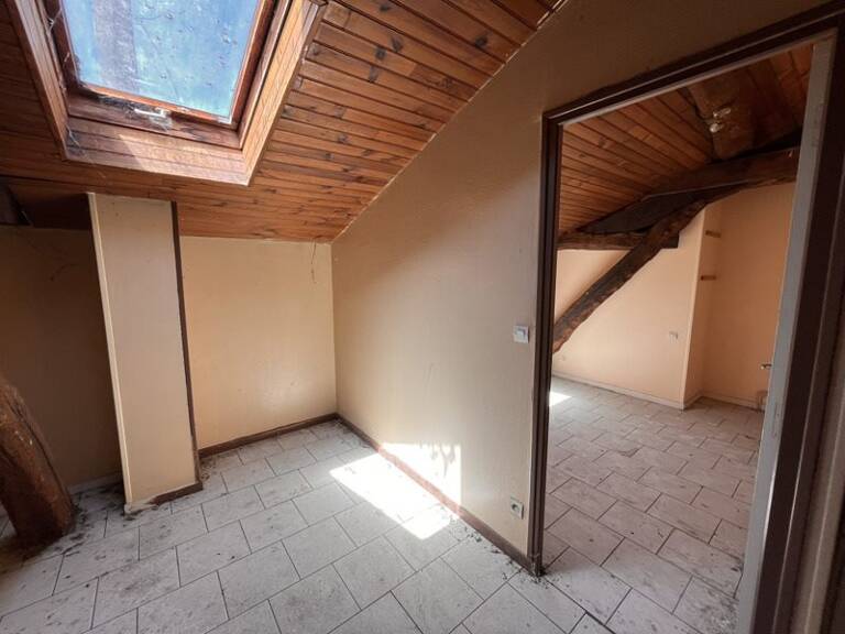Immeuble   — photo 1
