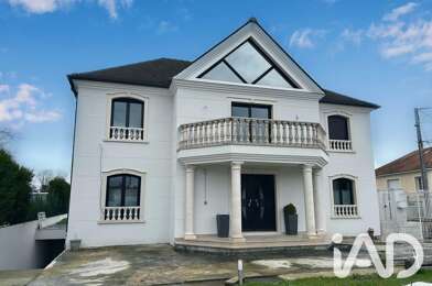 Maison 7 pièces 774000 €