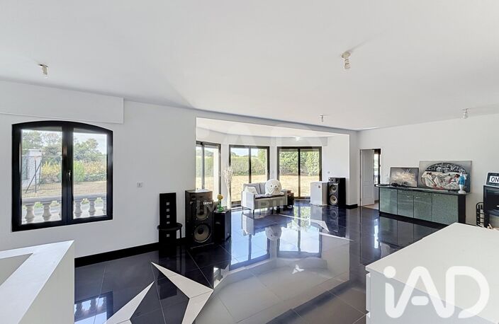 Vente Maison d'architecte 7 pièces — photo 2