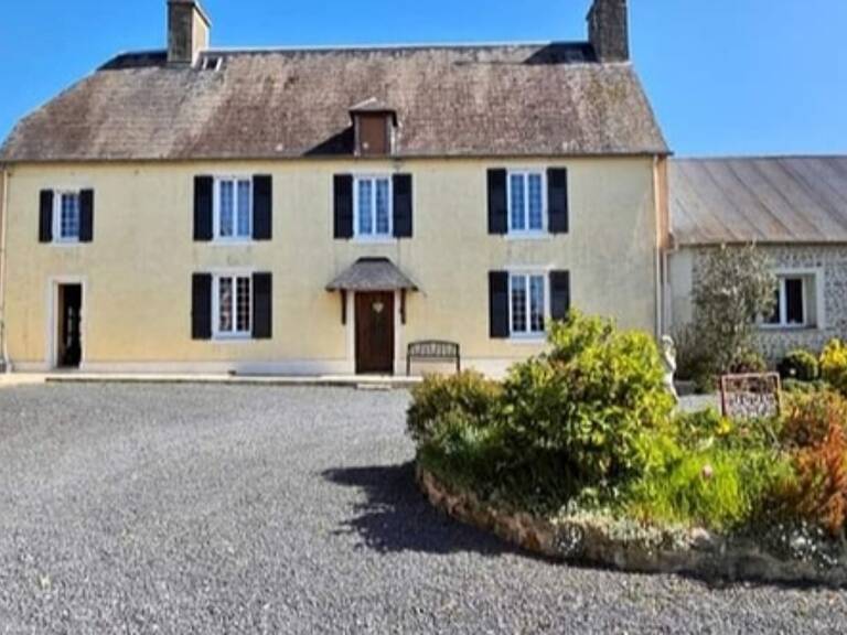   LES OUBEAUX (14230) – Domaine de charme avec chambres d’hôtes, roulotte et plus de 2,2 hectares — photo 1