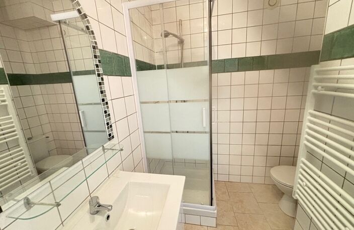 Appartement à vendre 1 pièces LA FERTE SOUS JOUARRE (77) — photo 2
