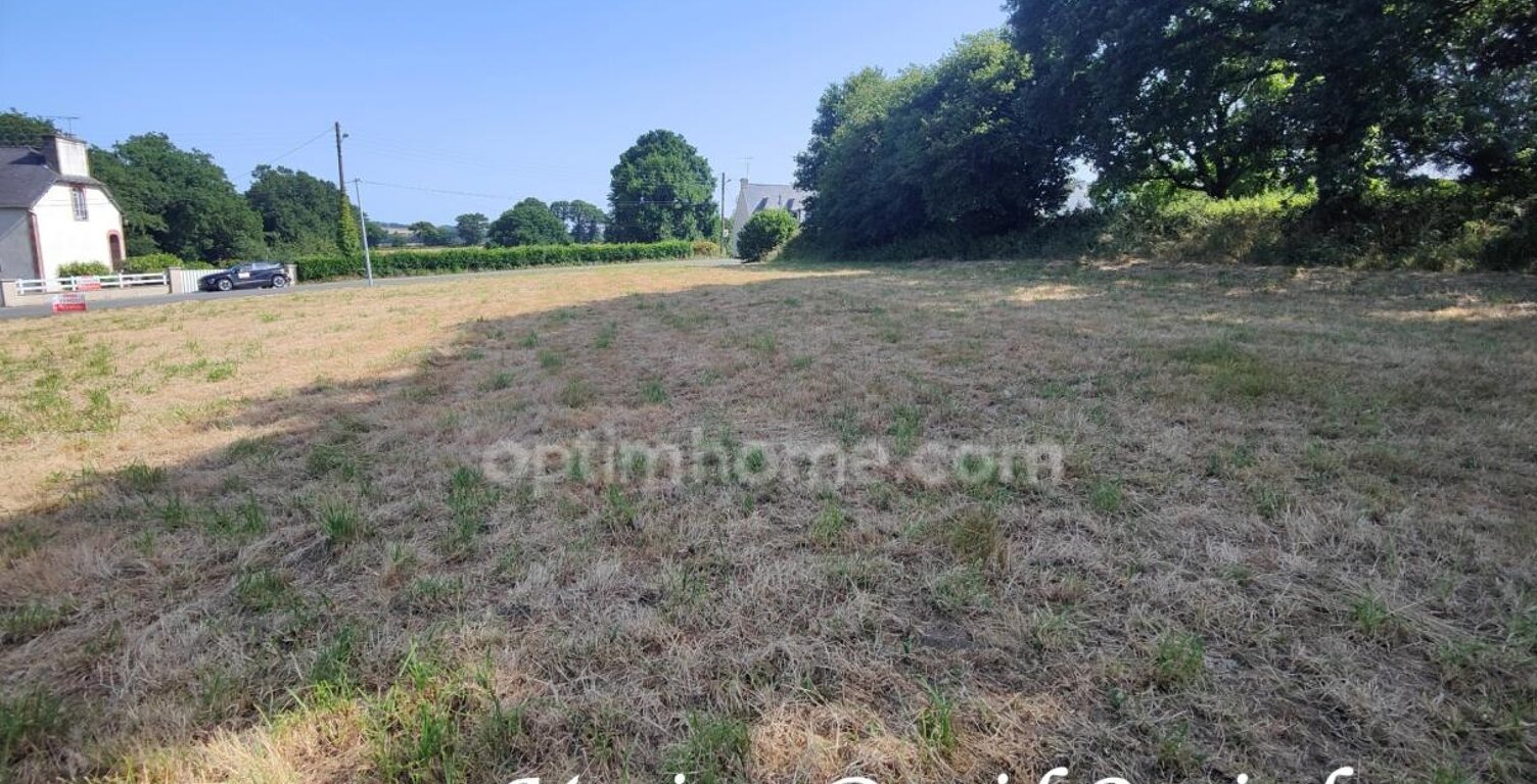 Terrain à bâtir de 2 260 m² proche de Gouarec — photo 1