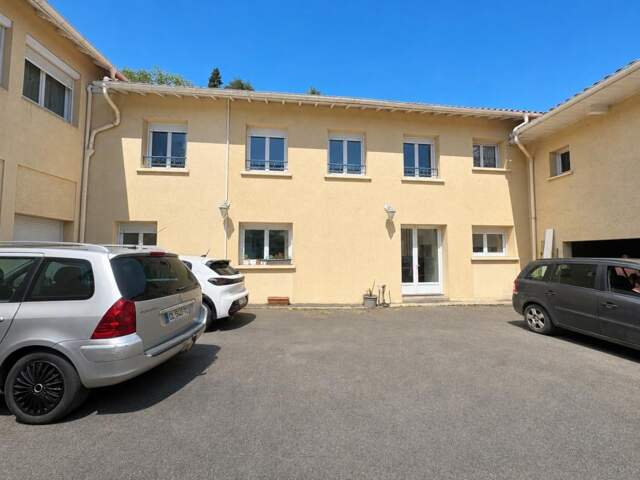 Immeuble de rapport comprenant 4 appartements T3 à vendre AIRE SUR L'ADOUR (40) — photo du bien