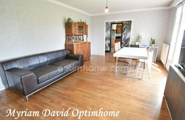 Maison familiale à rénover avec vue sur le lac de Glomel – 5 chambres – 2 000 m² de terrain — photo 4