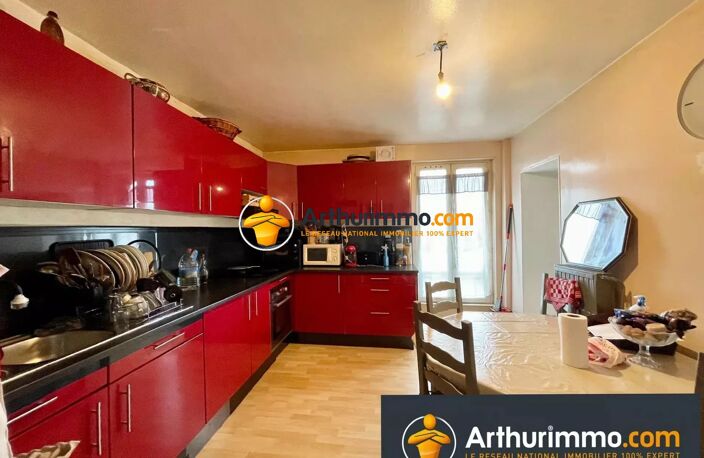 315 M² IMMEUBLE AVEC RESTAURANT & F4 DE 100 M² À COULOMMIERS — photo 3