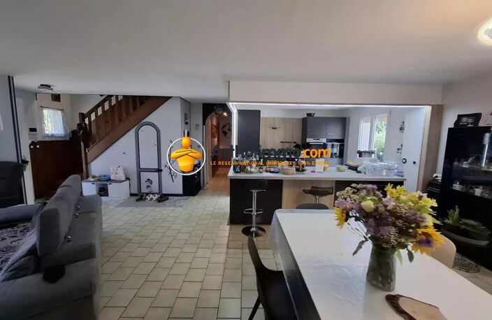 BELLE MAISON FAMILIALE 130m²  Terrain 900m² Garage — photo 5