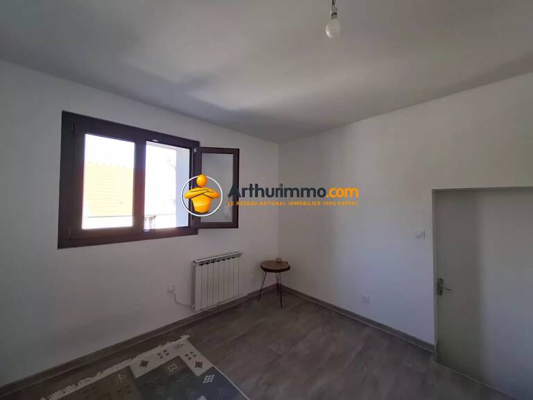 Maison  rénové  225 m² avec APRT F2, Garage, Hangar de 57 m² — photo 1