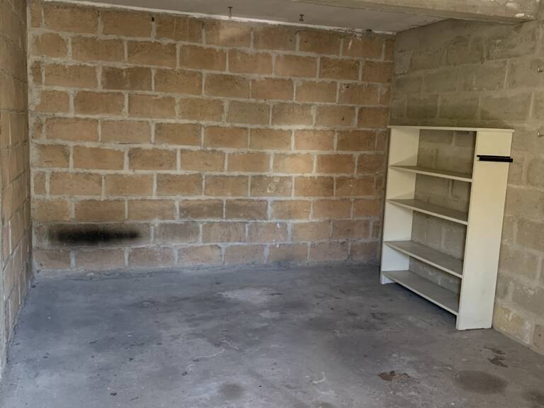 Vente Garage 16 m&sup2; — photo 1
