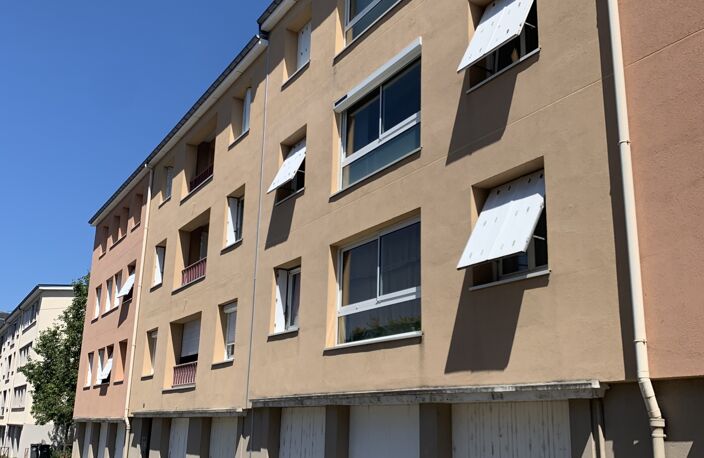 Vente Garage 16 m&sup2; — photo 2