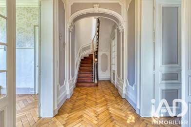 Maison 8 pièces 399000 €