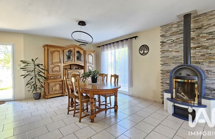 Vente Maison/villa 7 pièces — photo 2