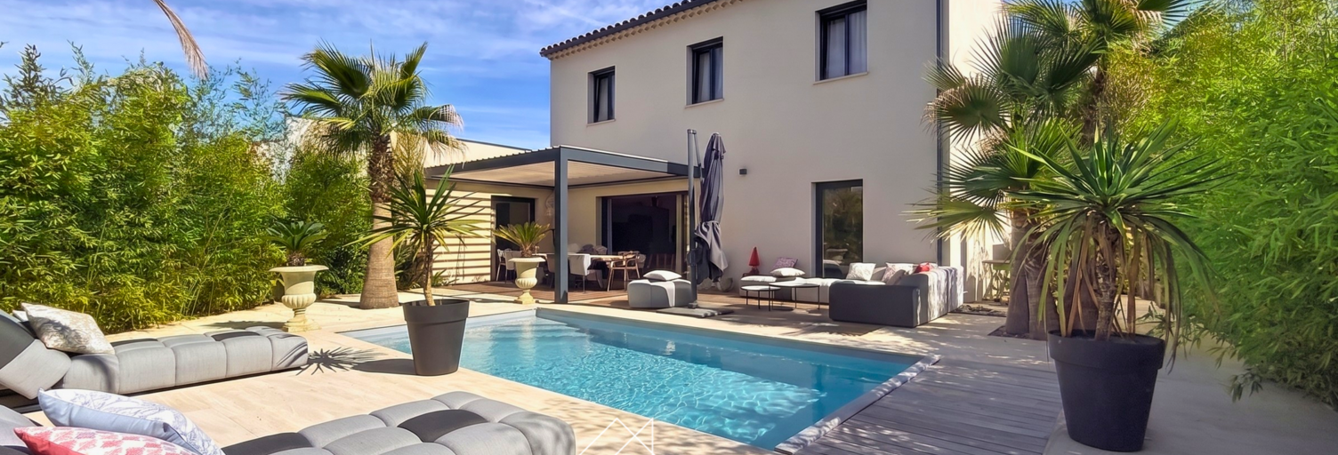 Maison 5 Pièces 136 m² à vendre à Saint-Didier (84210)