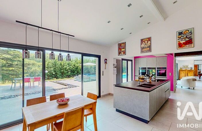 Vente Maison/villa 8 pièces — photo 3