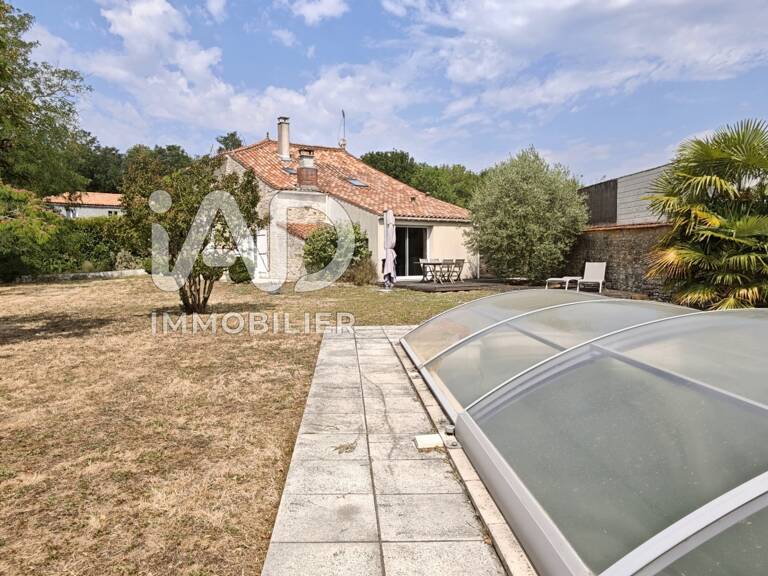Vente Maison/villa 5 pièces — photo 1