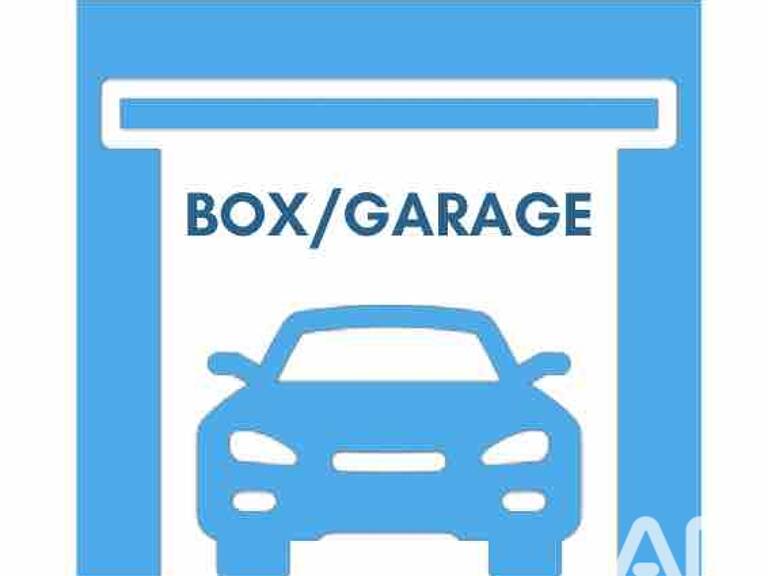 Vente Garage 12 m&sup2; — photo 1