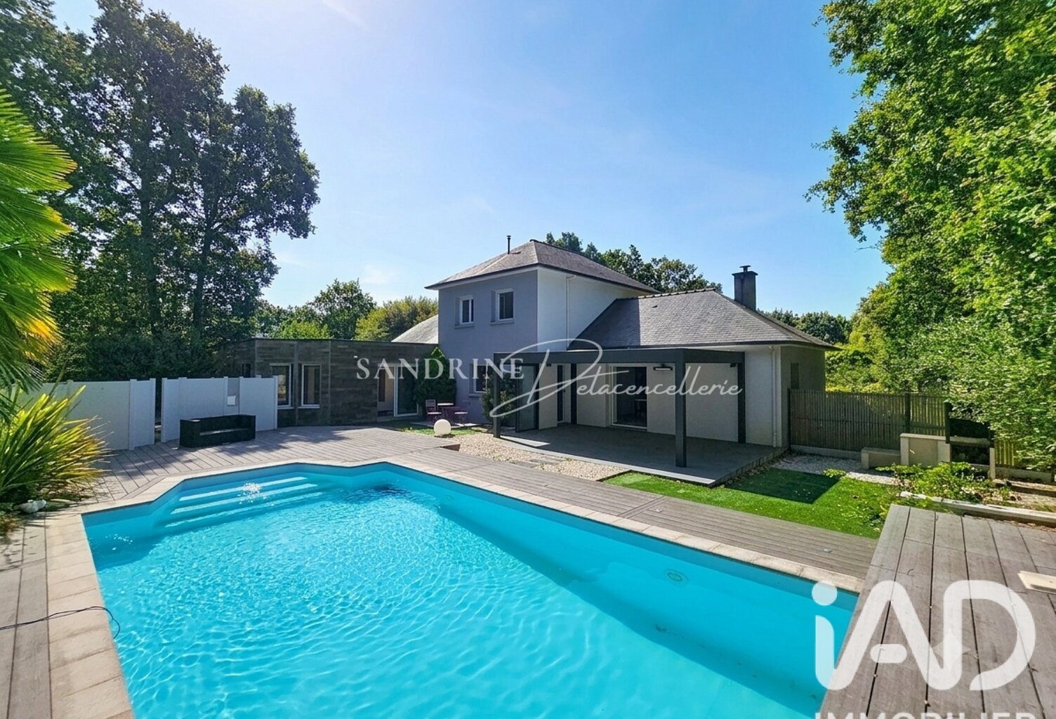 Vente Maison/villa 10 pièces — photo 1