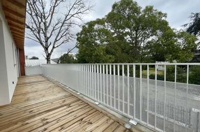 Appartement 3 pièces 847 €