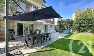 Maison 11 Pièces 326 m² à vendre à Créteil (94000)