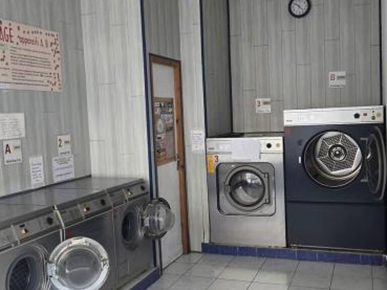SALINS LES BAINS, Centre-Ville . Immeuble de rapport  289 m2 — photo 1