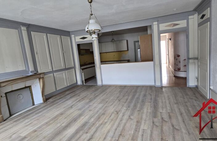 SALINS LES BAINS, Centre-Ville . Immeuble de rapport  289 m2 — photo 4
