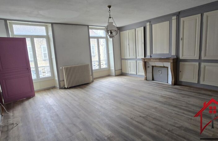 SALINS LES BAINS, Centre-Ville . Immeuble de rapport  289 m2 — photo 5