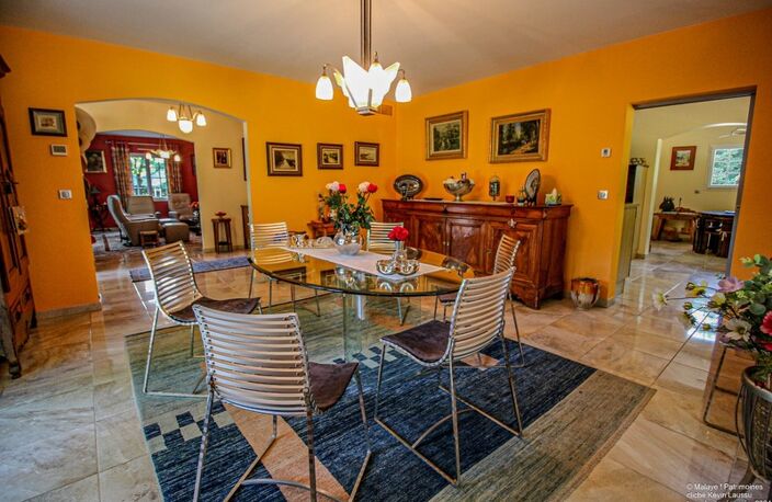 Une maison de Maître contemporaine à Candresse avec dépendances et son jardin de 2500m2 arboré — photo 4