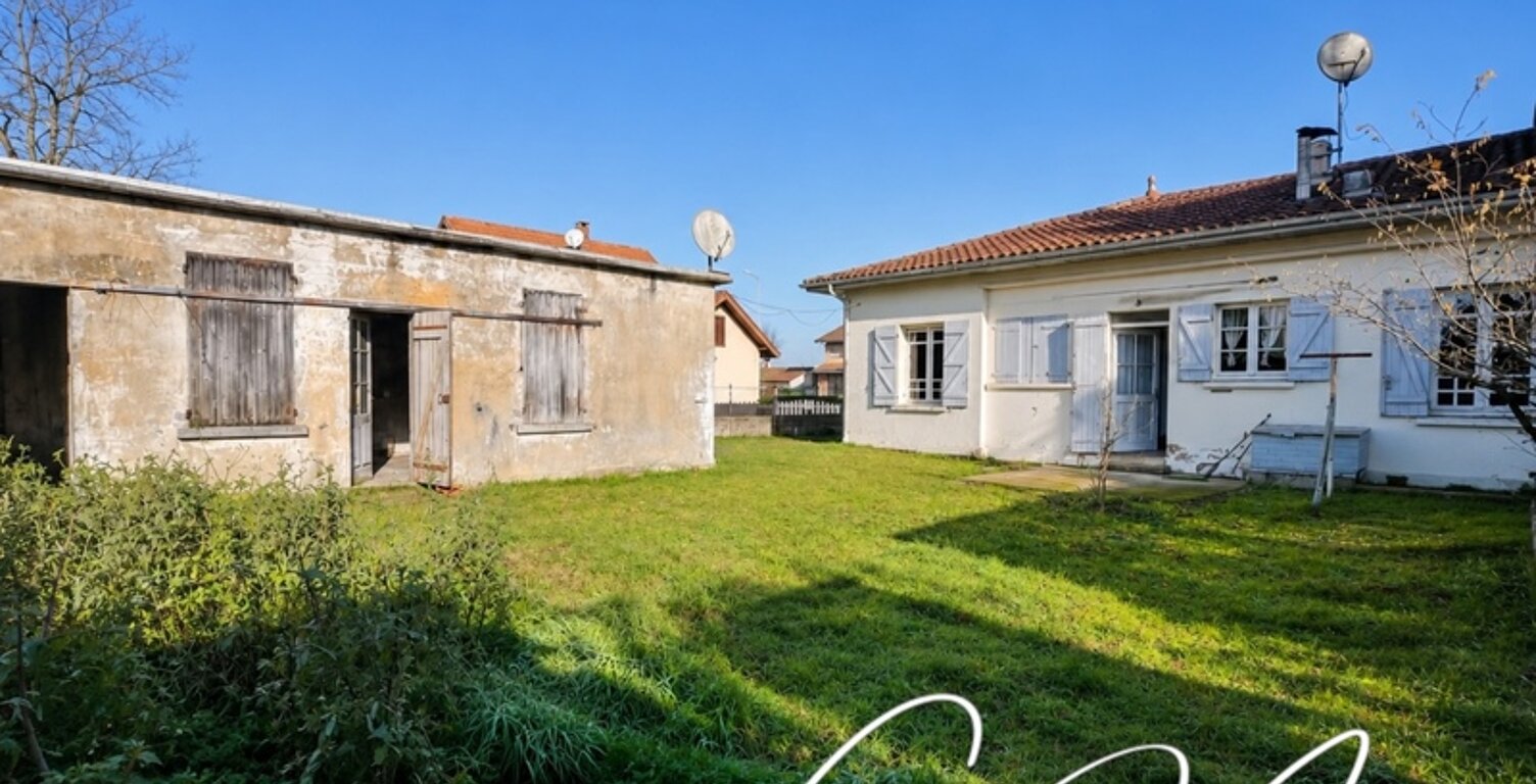 MIMIZAN A 6 KMS DE LA PLAGE - Maison de plain-pied 1920 à réinventer – fort potentiel — photo 1