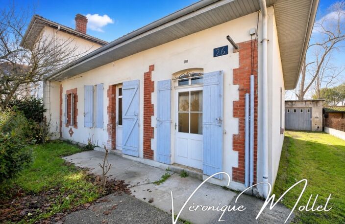 MIMIZAN A 6 KMS DE LA PLAGE - Maison de plain-pied 1920 à réinventer – fort potentiel — photo 2