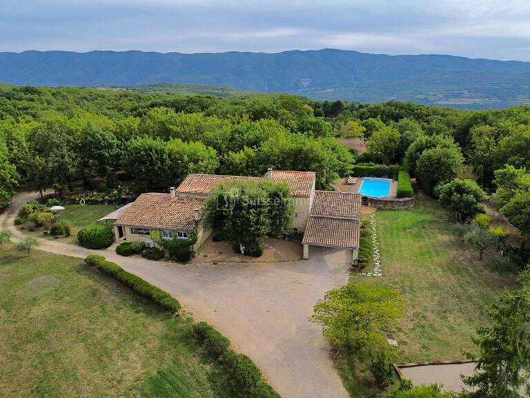 Villa de prestige en pierre — photo 1